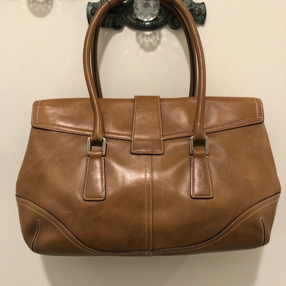 Coach purse!  Beautiful leather in med brown - Picture 6 of 10